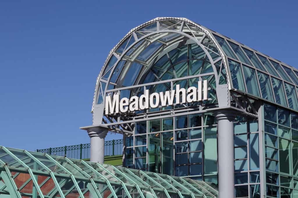 Meadowhall remains OPEN but food outlets and cinemas closed – Rotherham ...