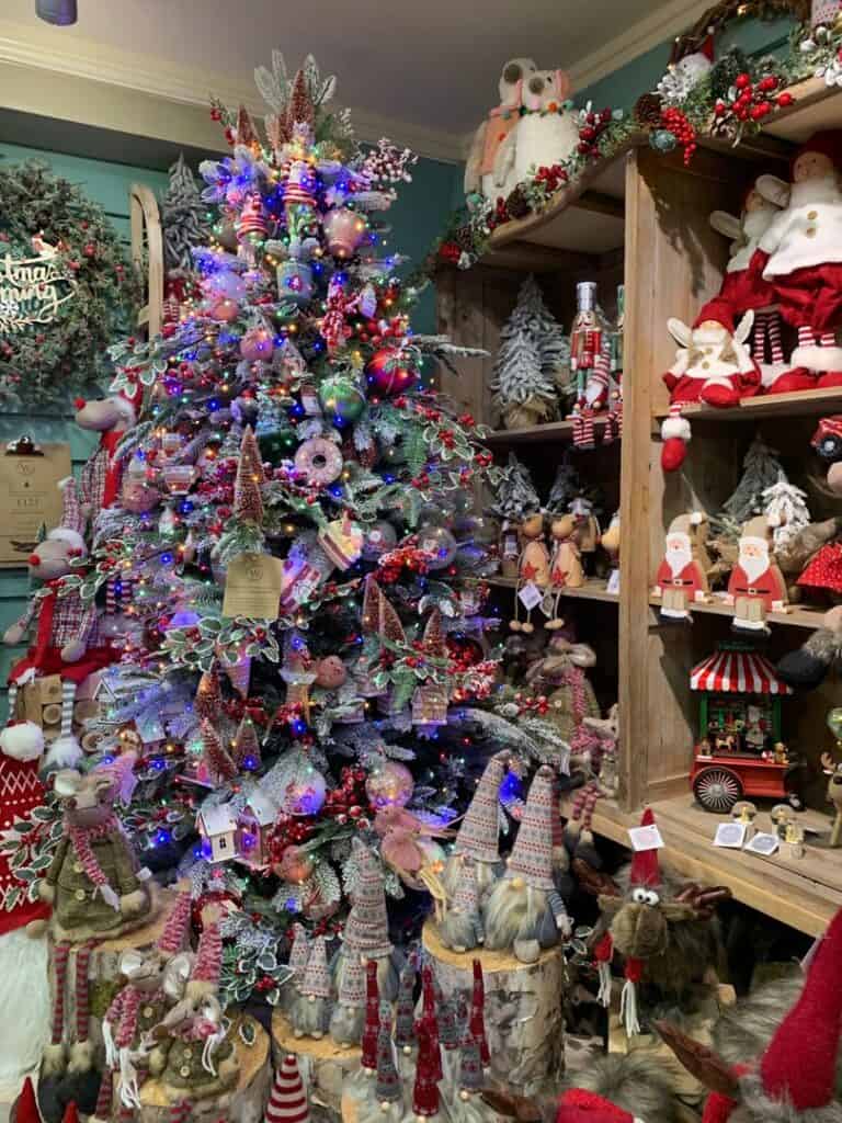 Wentworth Garden Centre annual Christmas display opens to public – Rotherham News